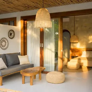 nagara-boutique-hotel.ubudhotelsnow.com/
